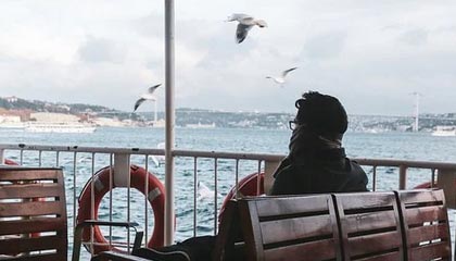 开云kaiyun-雷霆替补中锋表现稳定有望获得更多出场时间，雷霆选中的球员